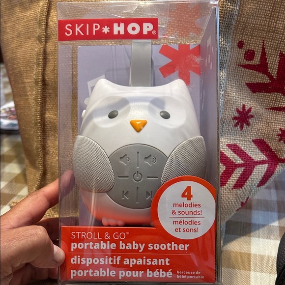NWT Skip Hop Owl Soother - White and Gray - Picture 1 of 4